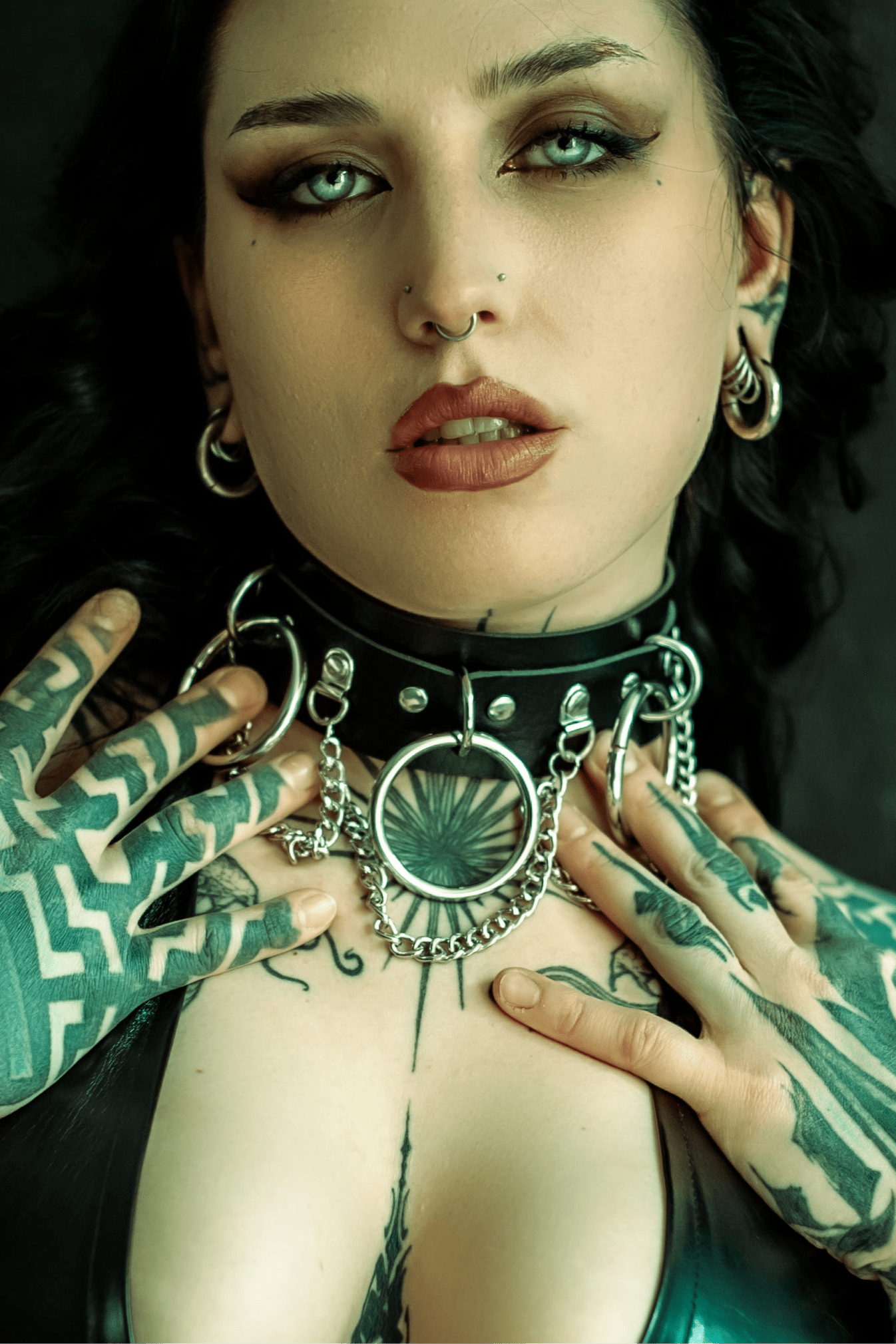 Kinky-10 Necklace Set