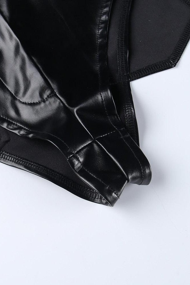 Triangle Pocket Short